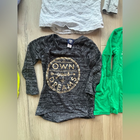 Lot of 9 girls size 6 long sleeve shirts - Picture 8 of 10